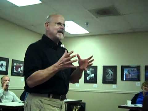 Park Central Toastmasters - Tom Cleary discusses appropriate language