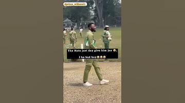 Passing Notes to strangers on a POP day, watch till the end😅😅😅😅