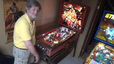 Pinball Repair -  Introducing Flash Gordon