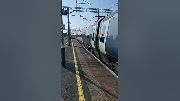 390103 Passing Through Acton Bridge #railway #trainspotting #railwaystation #avantiwestcoast #train