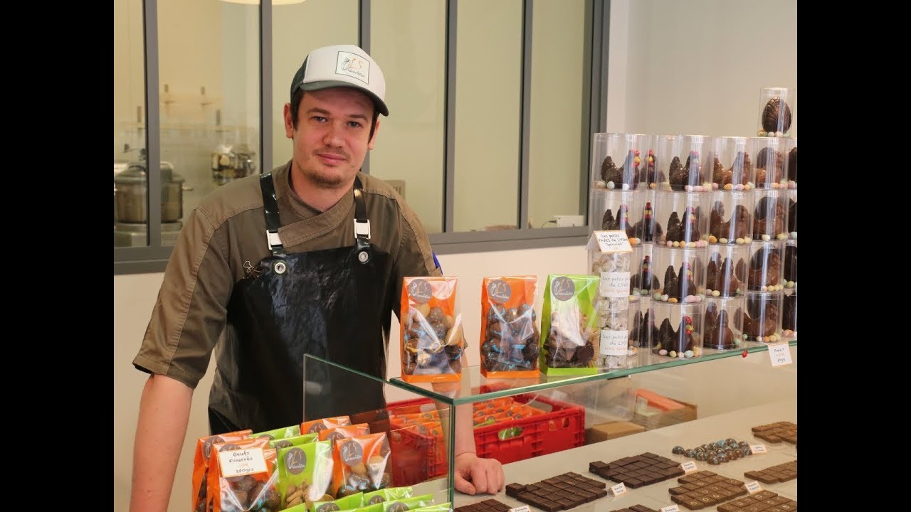 Préparation de Pâques chez un chocolatier lyonnais - YouTube