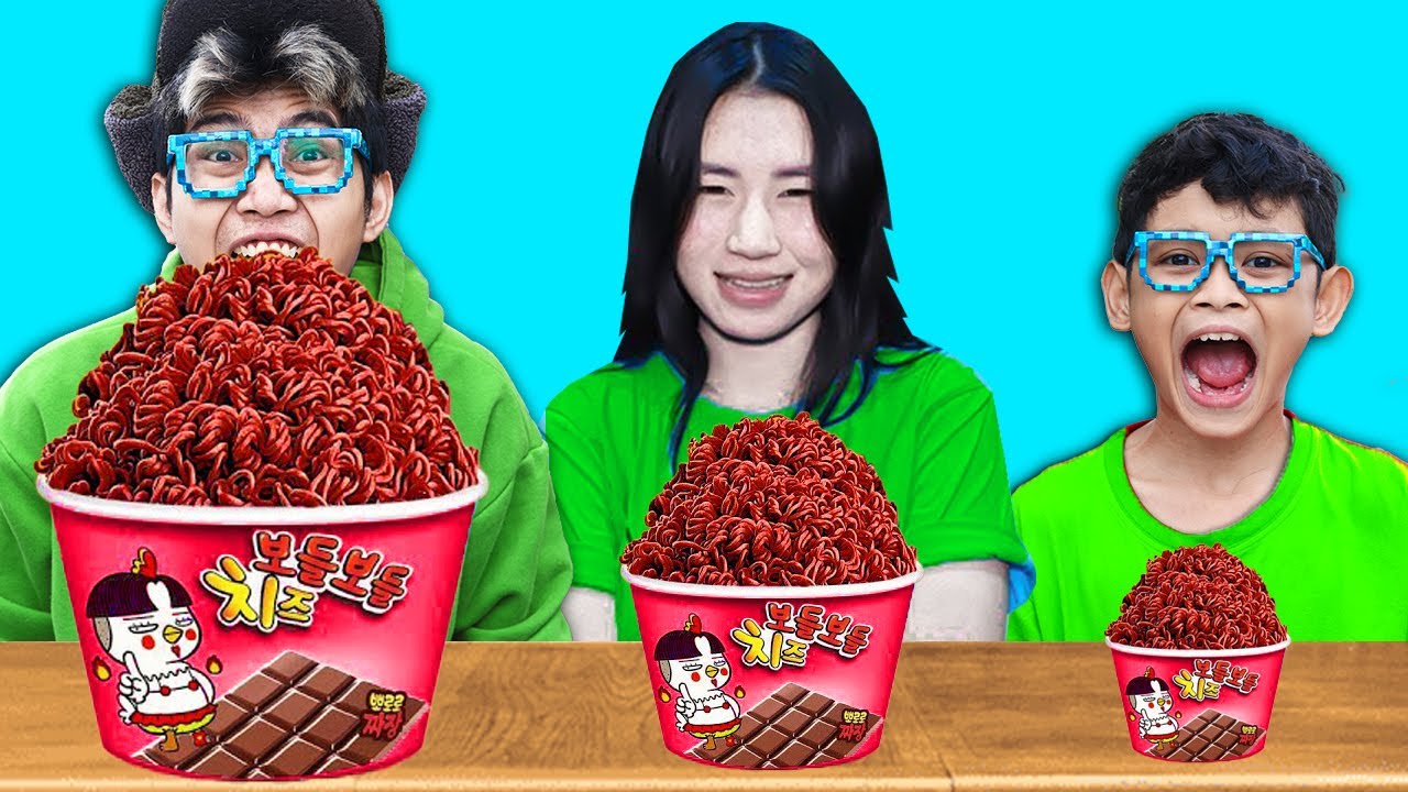 MAKANAN PEDAS PORSI BANYAK, SEDANG, SEDIKIT!!! BOCIL SAMPAI TELFON AMBULAN!!!