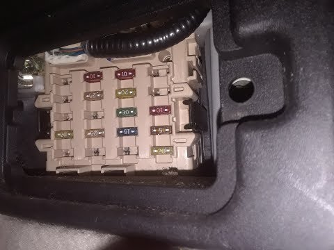 Lexus GS 400 Fuse Box Locations