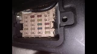 Lexus GS 400 Fuse Box Locations