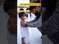 At the Kaaba… A Beautiful Moment of Kindness ❤️ #Islam #viral #shorts