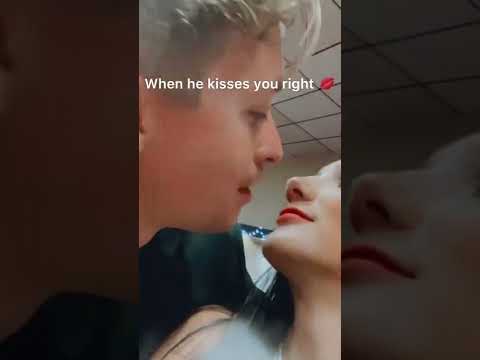 When he kisses you right 💋 #shorts | #couple #georgiayorkie