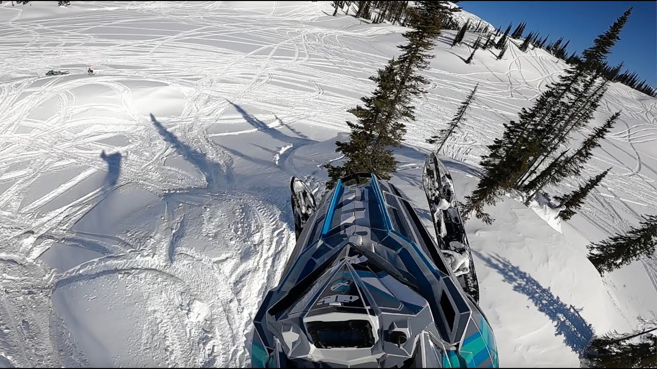 Best snowmobile scenes