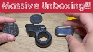 Unboxing the Zoom, Chicken Dinner Coin, Pig Coin, and Zero One EDC Slider screenshot 2