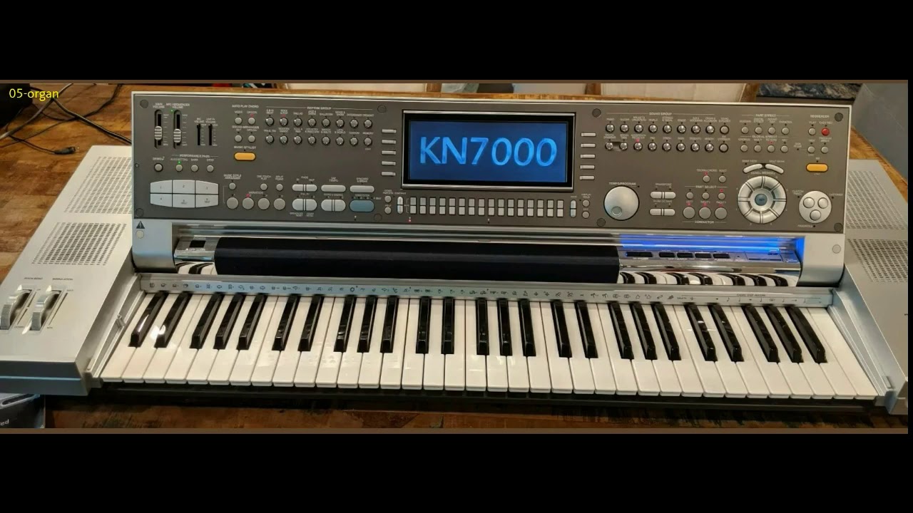 Technics SX-KN7000 (2002) - YouTube