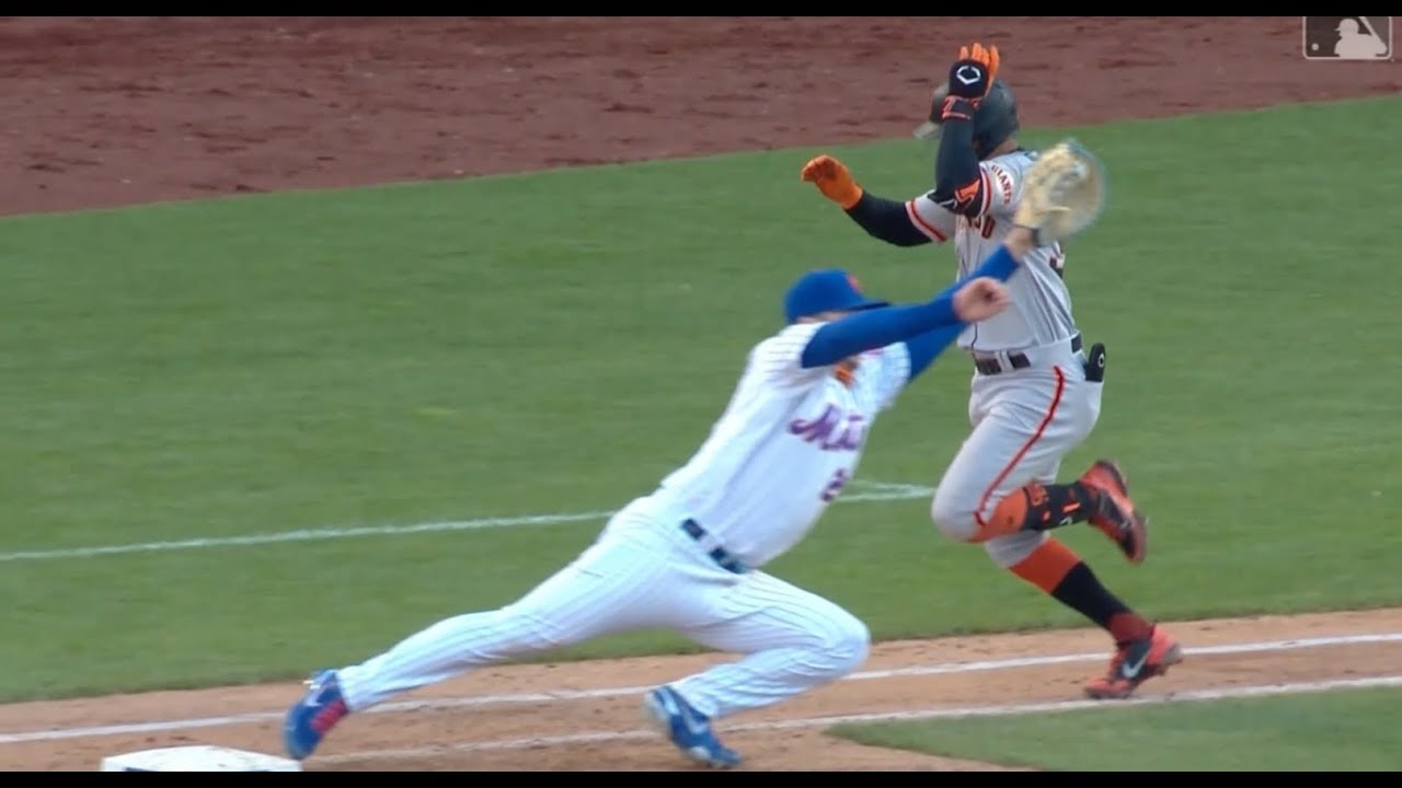 Mets Late Inning Run Saving Call Review     |    QUICK MLB HITS