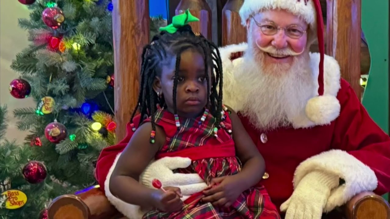 VLOGMAS DAY 24 | SANTA’S VISIT