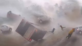 Çin'de, Yibin'de hortum rüzgarı arabaları havaya fırlatıp insanları kaldırıyor