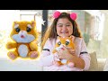 Öykü play with Toy Cats - Funny Kids Video