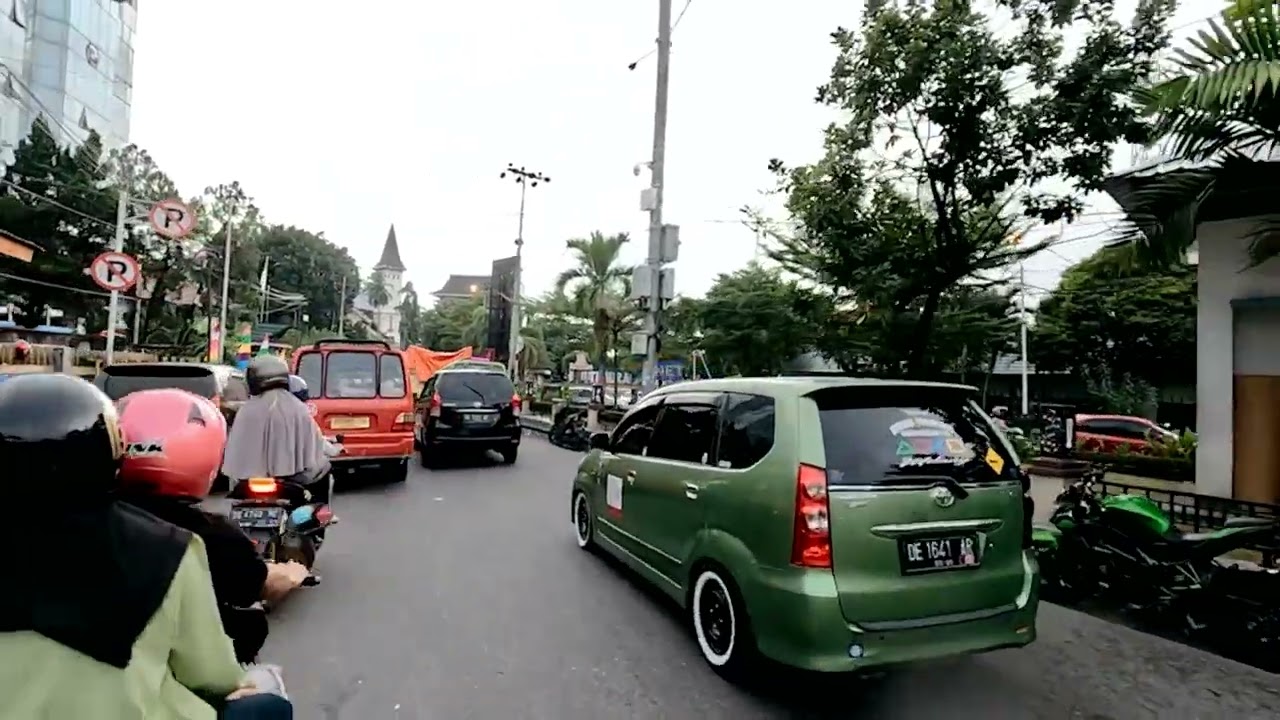 MOTOVLOG EPISODE 1 KOTA AMBON   BELSO KE BANK BCA PART 2