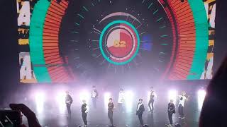 [FANCAM] STRAY KIDS UNVEIL TOUR in LA ∼ My Pace