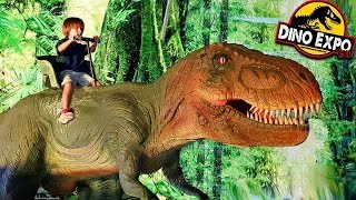 Dani y Evan MONTAN en TREX en DINO EXPO XXL!!  Muchos DINOSAURIOS en MOVIMIENTO!!