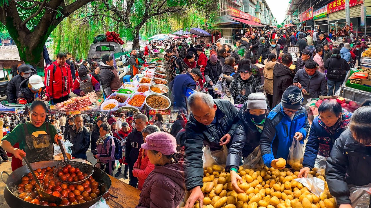 Удивительный! Коллекция популярных деликатесов рынка в Чэнду, Китай.