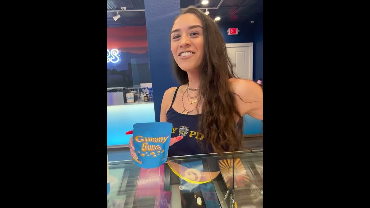 Gummy Buns Strain Review from Cookies Dispensary In Las Vegas