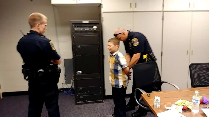 Why 9-Year-Old Boy With Autism Got Arrested at School - DayDayNews
