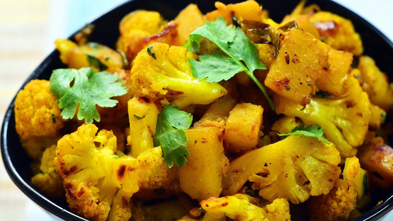 इस तरीक़े से बनाए आलू गोभी की टेस्टी सब्ज़ी | Dry Aloo Gobi Recipe | Aloo Gobhi ki Sabji | Taste Unfold
