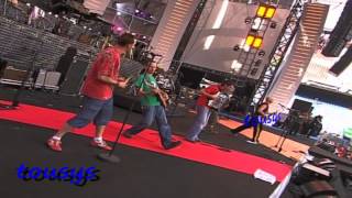 Video thumbnail of "Celtas Cortos - Tranquilo Majete - Los Nº 1 de 40 principales en Concierto"