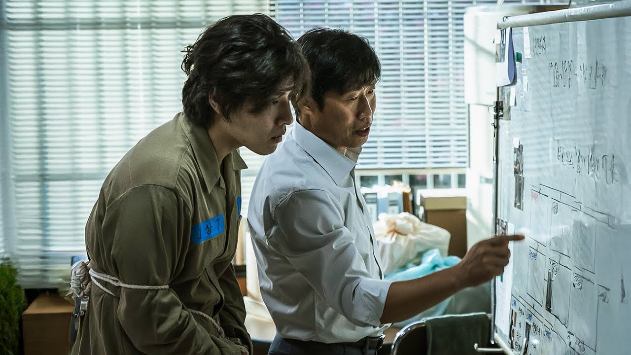 مسجون بيتعاون مع محقق عشان يوقعو المجرمين مكانش يعرف أنة هيغفله ولازم يتصرف قبل ميروح فالرجلين ملخص