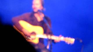 Video thumbnail of "I Walk the Line-Travis Tritt"