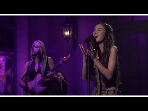 Watch Olivia Rodrigo Crush 'Drivers License' and 'Good 4 U' on ...