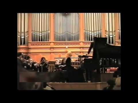 Violetta Egorova plays the Emperor Concerto (complete)