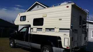 Tour of my 1992 Lance Squire 4000 Truck Camper 9