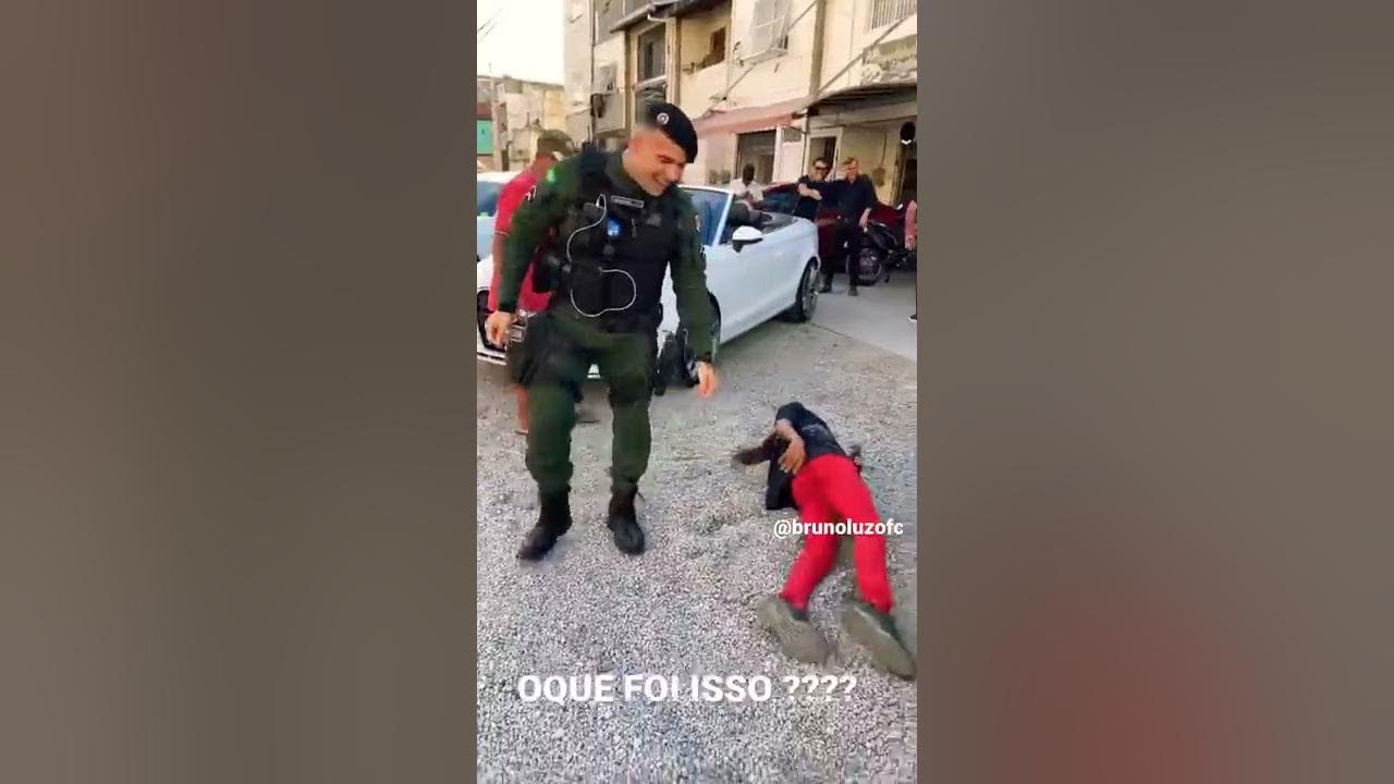 😂😂😂😂😂😂😂😂😂😂😂🤣 oque foi isso ???