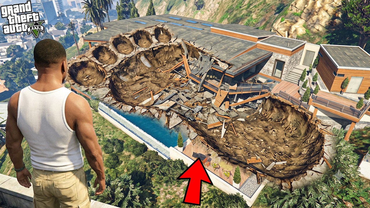 Franklin Discovered Mysterious Foot Print Near His House In GTA 5 ! (GTA 5 Mods)