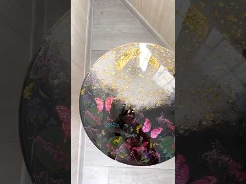 Epoxy with flowers