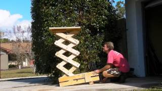 Homemade Scissor Lift  Cool!