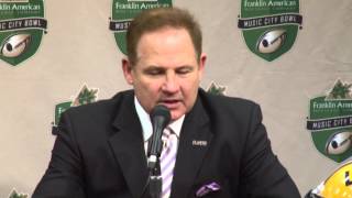 Les Miles comments on Michigan's hiring of Jim Harbaugh