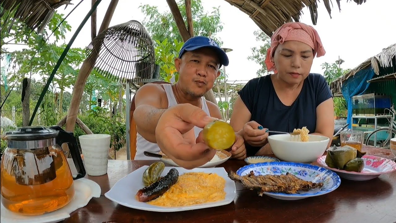 Vlog 0847. Homemade rice field hut food. - YouTube