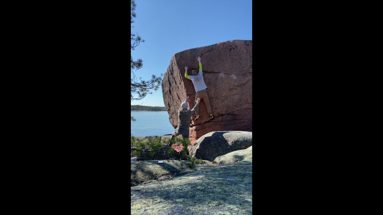 Fågelberget - Moon Arete stand (7a) - Jussi