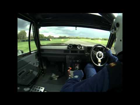 Scimitar SS1 Aintree 26 04 2014