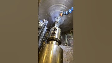 😎 Using an inserted drill on a manual lathe is fun! Credit: IG user_job_shopper_tn