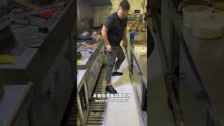 The wet and slippery floor of the catering kitchen uses new anti-slip materials