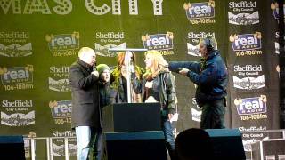 Melanie C Christmas Light Switch on 2011 Sheffield