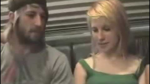 Paramore Entrevista - KTCL Parte 1[LEGENDADO] paramore.com.br