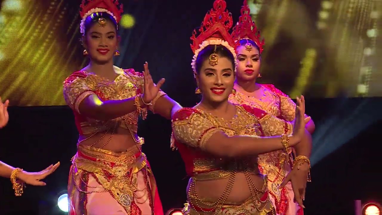 Visakha Vidyalaya Colours Night 2019  2020   Pooja Dance Performance