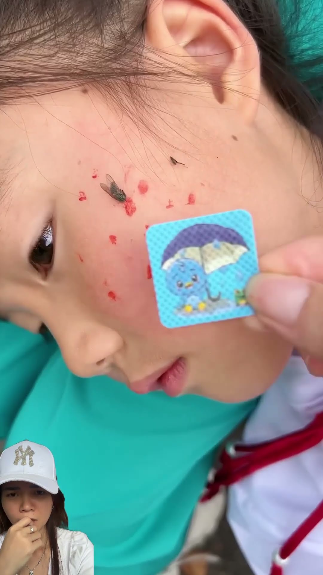 Stiker anti nyamuk ⁉️lucu banget ?