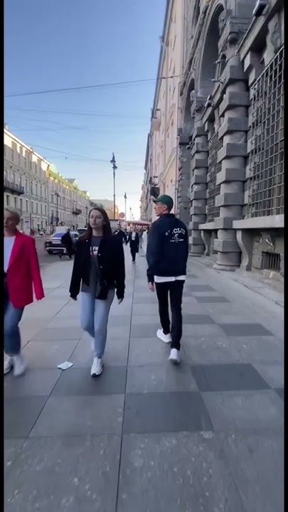 Любовь — это не синоним счастья, это счастье и страдание в одном ...