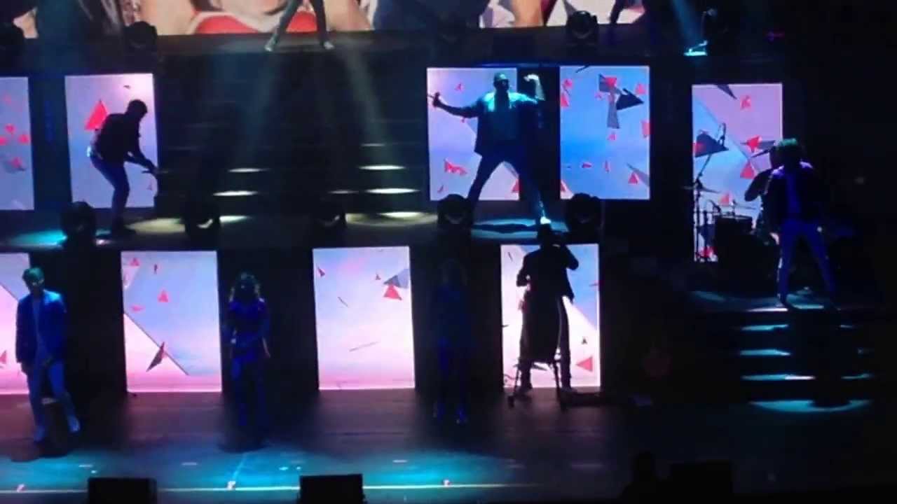 Violetta En Vivo - Brasil SP - 27/10/13 - Parte 1