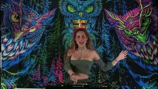 DJ Bella Azura Flow Niver paizao .LiveSet in DJ I4DJ studio,Lisboa/house/tech house and more.