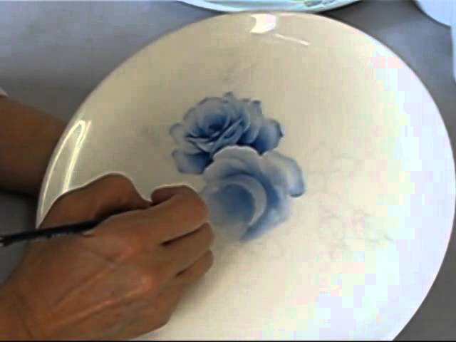 原宿陶画舎】お皿に薔薇を描くデモンストレーション その1【倍速