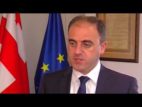 სექტემბრიდან თბილისში ახალი, ლურჯი ფერის ავტობუსები ივლის