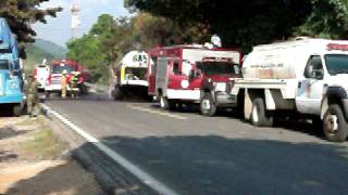 Se quema Pipa en Bajos del Ejido 009.avi